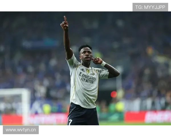 皇马落败遮羞尽显维尼独放光芒